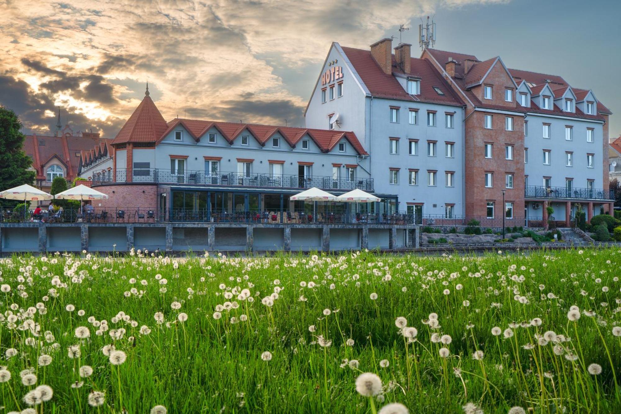 Hotel Nad Pisa Pisz Extérieur photo